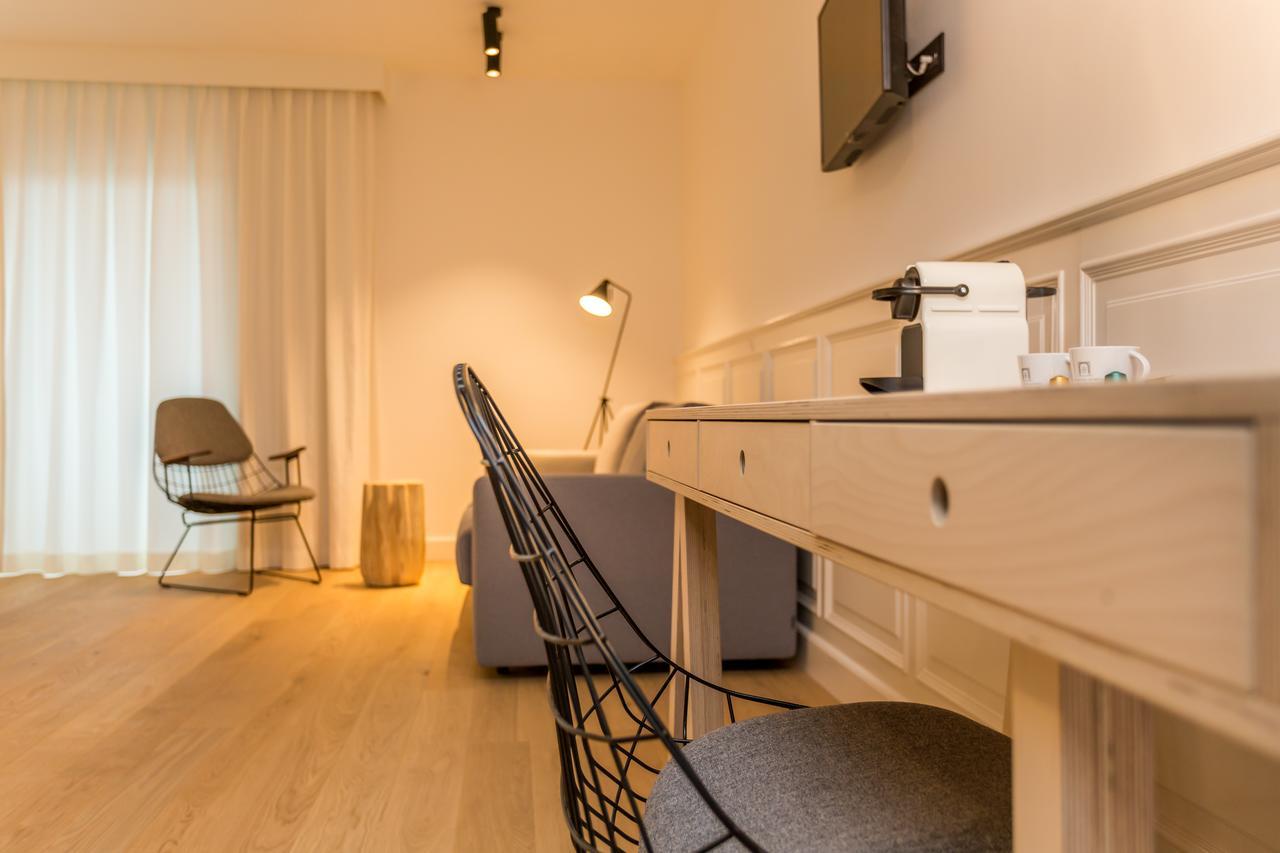 Hotel De Sjeiven Dorpel Maaseik